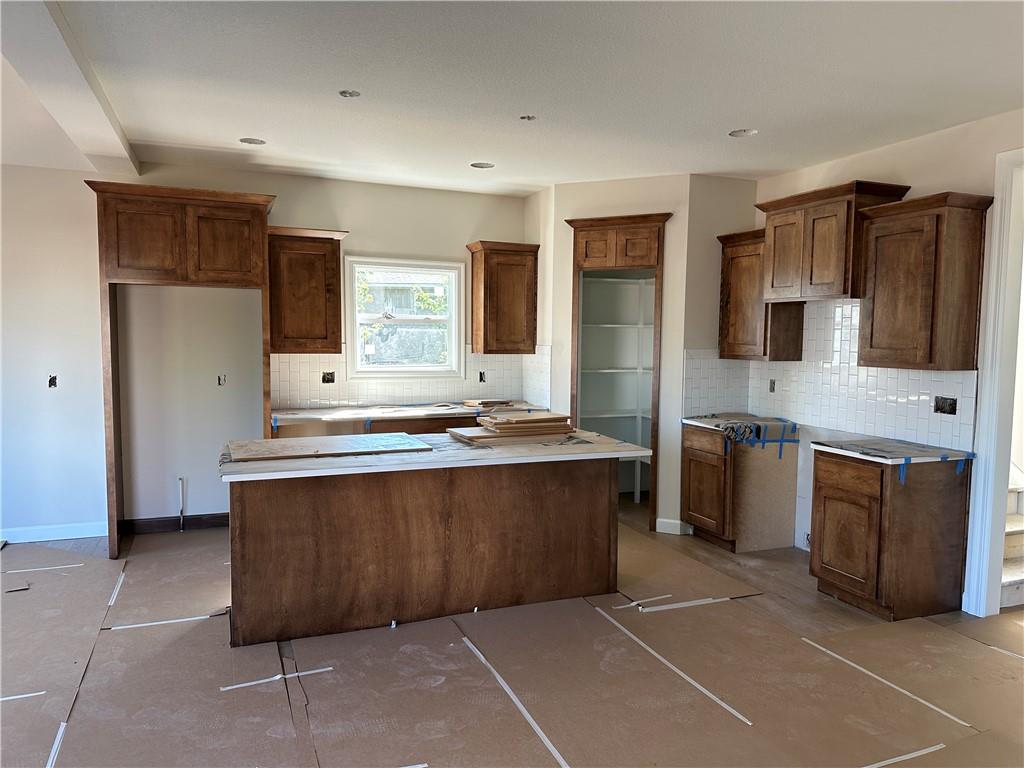 19520 W 208th Street