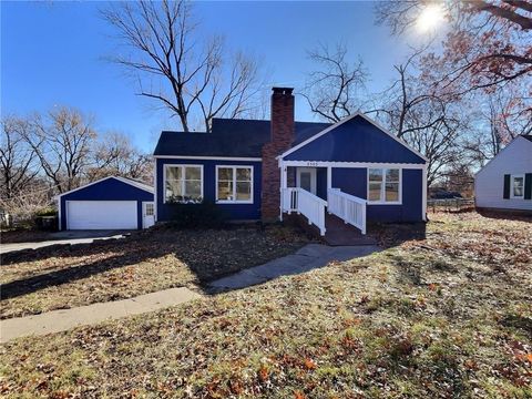 2303 NE Vivion Road, Kansas City, MO 64118 - #: 2522491