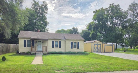Photo of 405 Hardwicke Avenue, Birmingham, MO 64161 (MLS # 2632939)