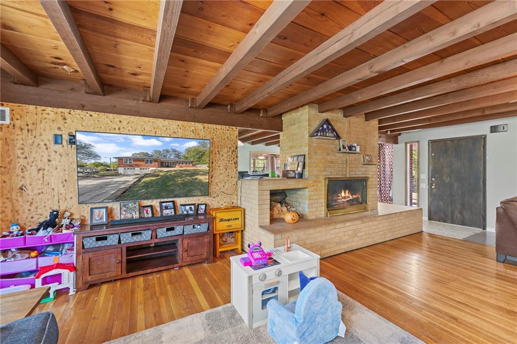 8552 Lafayette Avenue