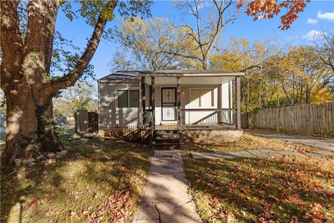 7013 Bellefontaine Avenue, Kansas City, MO 64132 - #: 2586542