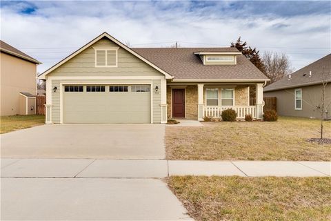 902 W 30th Street Lawrence KS 66046