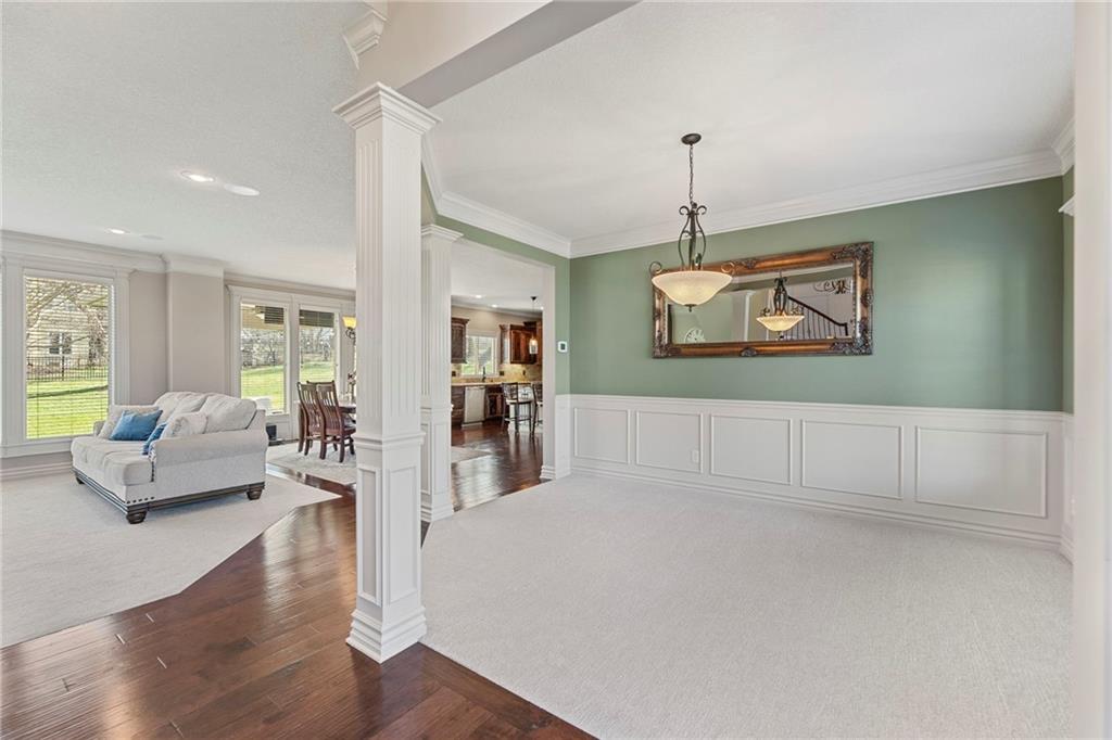 5819 Charlotte Street