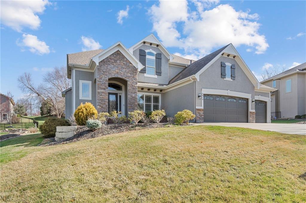 5819 Charlotte Street