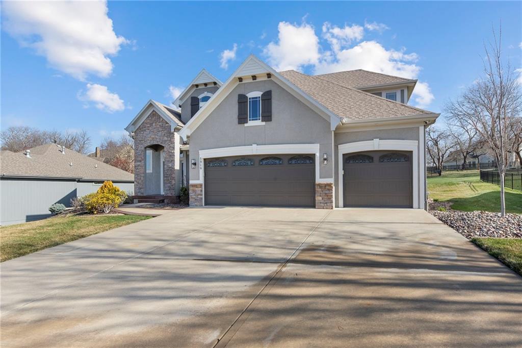 5819 Charlotte Street