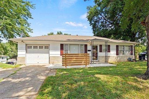 4850 Wood Avenue, Kansas City, KS 66102 - #: 2570371