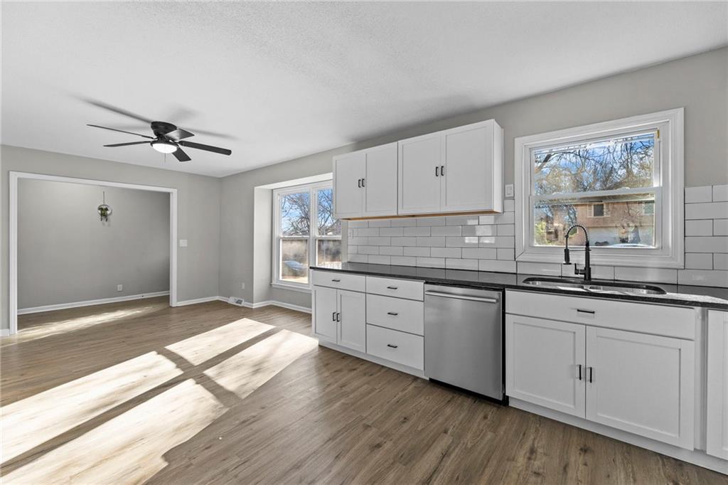 11812 E 56th Terrace