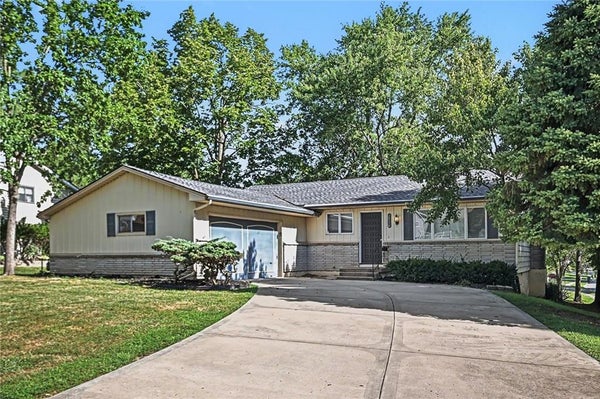 1710 NE 67TH TER, KANSAS CITY, MO 64118 - Image 6dfb383213bbbe3f6b98cf83f6b15b3e/2529575140