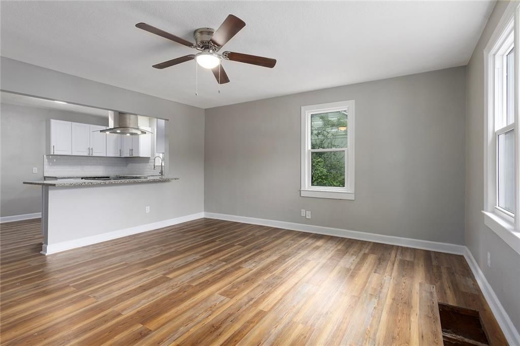Photo of 412 N Fairview Avenue, Liberty, MO 64068 (MLS # 2569355)