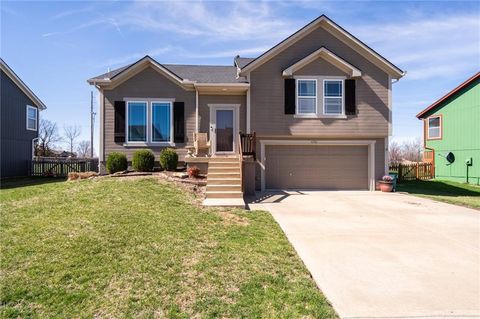 690 N Olive Street, Gardner, KS 66030 - MLS#: 2606320