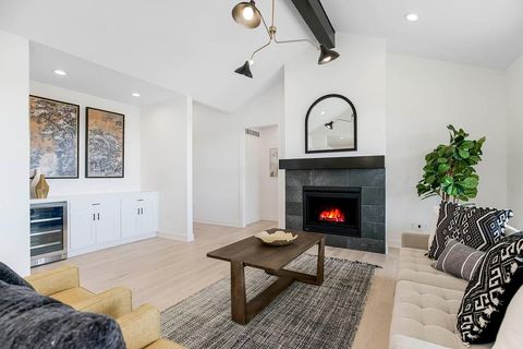 4005 W 158th Place Overland Park KS 66224