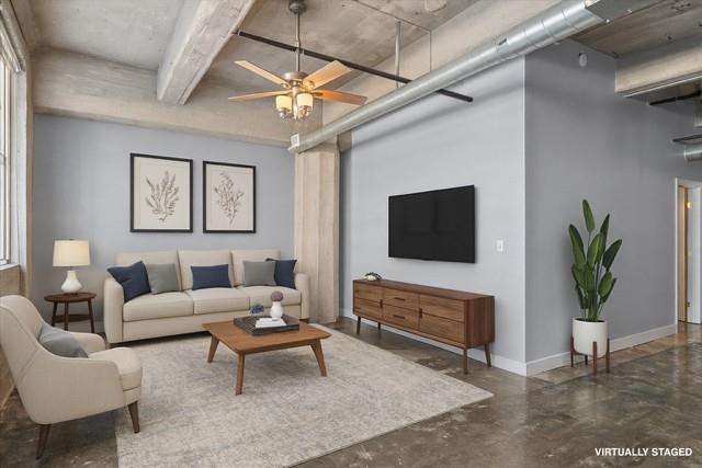 321 W 7th Street 106
