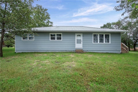 Photo of 10417 NE Jones Road, Cameron, MO 64429 (MLS # 2646007)