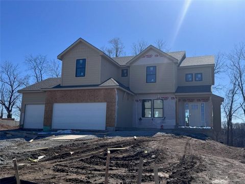 Photo of 1961 Longview Drive, Liberty, MO 64068 (MLS # 2606080)