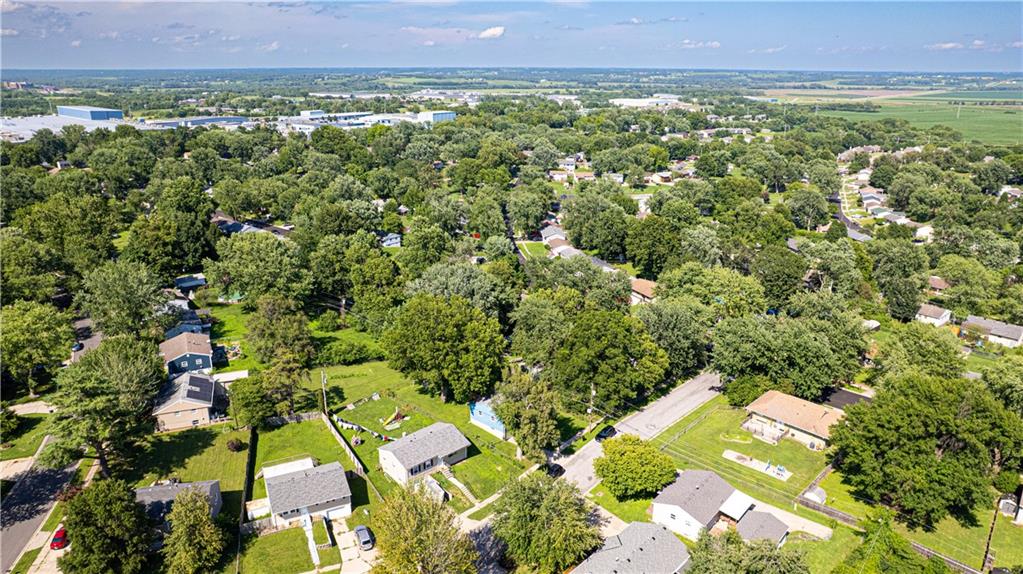 St Joseph, Missouri 64503, United States, 4 Bedrooms Bedrooms, ,2 BathroomsBathrooms,Residential,Active,169468