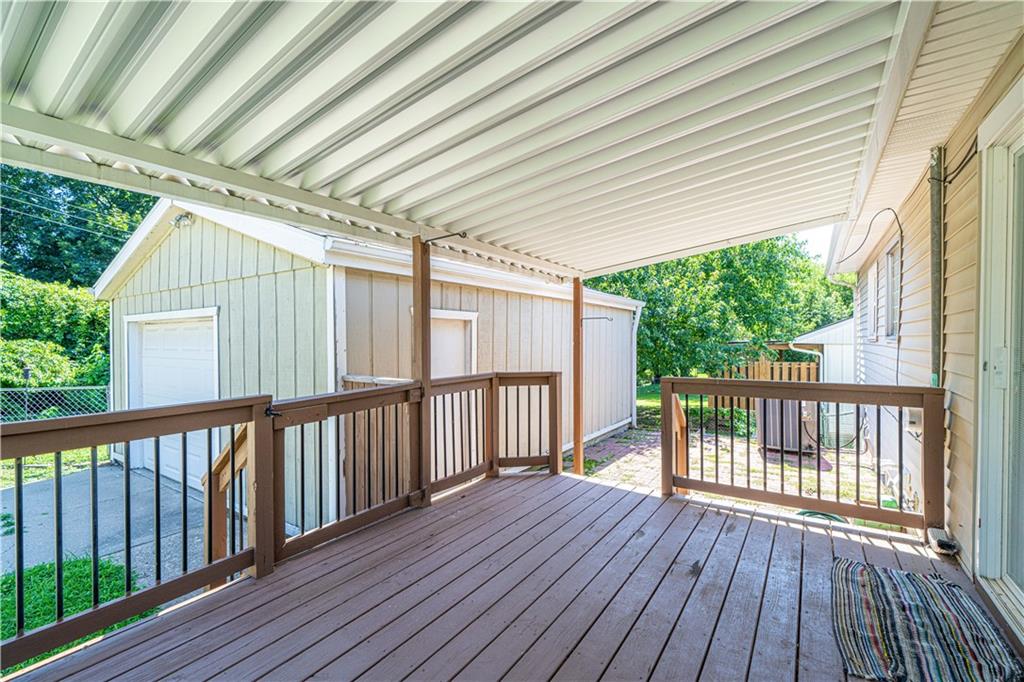 St Joseph, Missouri 64503, United States, 4 Bedrooms Bedrooms, ,2 BathroomsBathrooms,Residential,Active,169468