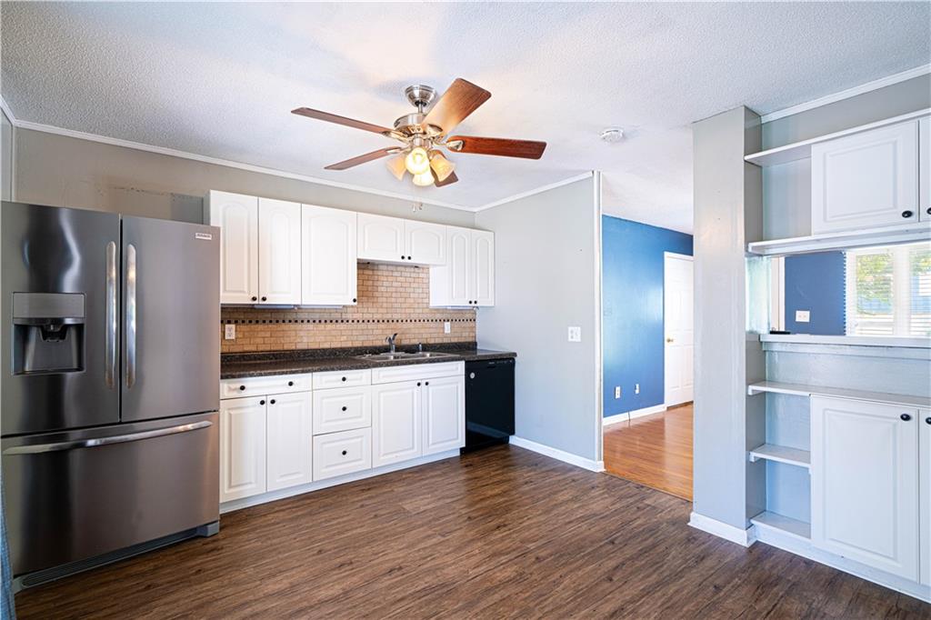 St Joseph, Missouri 64503, United States, 4 Bedrooms Bedrooms, ,2 BathroomsBathrooms,Residential,Active,169468