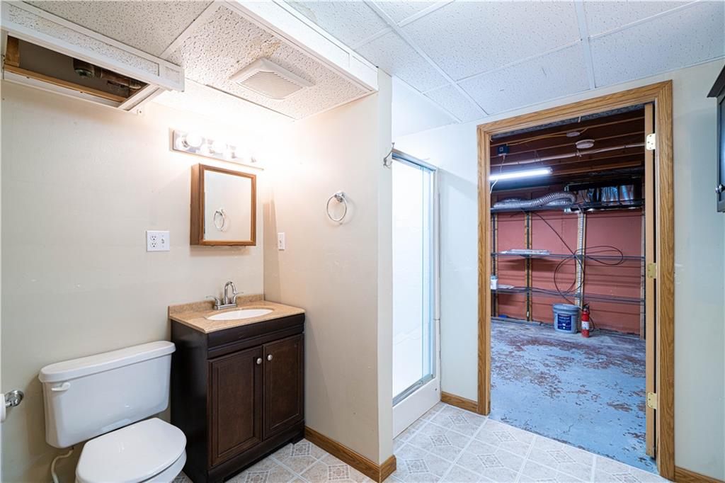 St Joseph, Missouri 64503, United States, 4 Bedrooms Bedrooms, ,2 BathroomsBathrooms,Residential,Active,169468