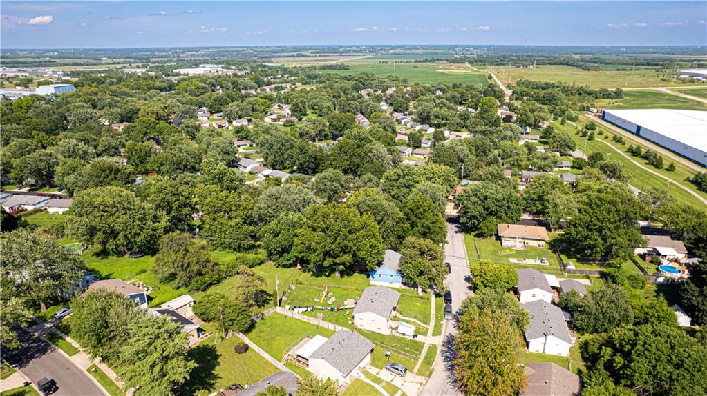 St Joseph, Missouri 64503, United States, 4 Bedrooms Bedrooms, ,2 BathroomsBathrooms,Residential,Active,169468