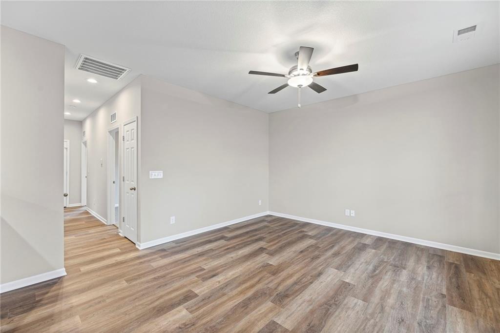 832 E Hamblin Street