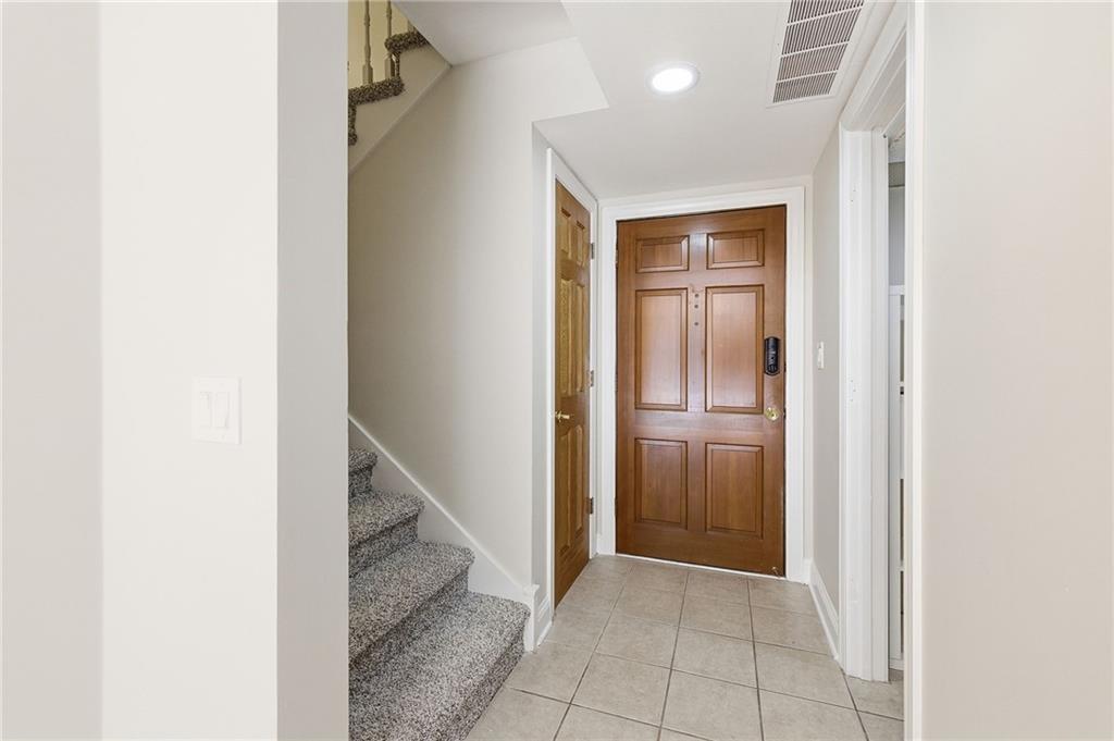 4511 Headwood Drive 5