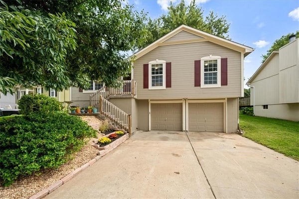 713 N DOWNEY CT, INDEPENDENCE, MO 64056 - Image 6e9a807fc2d0ef5f2ffc0c76badc0c86/3268334865