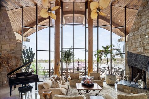 472 N Winnebago Drive, Lake Winnebago, MO 64034 - MLS#: 2524570