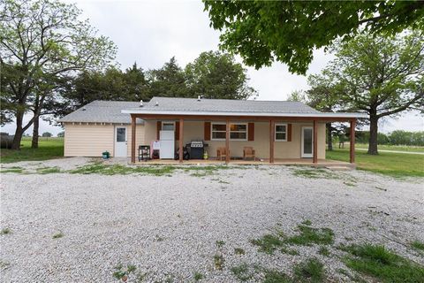 Photo of 5831 CR 5900 Road, Cherryvale, KS 67335 (MLS # 2616521)