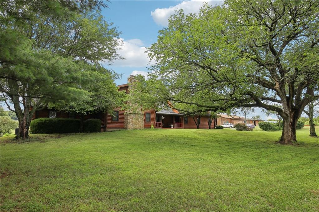1617 N 600 Road