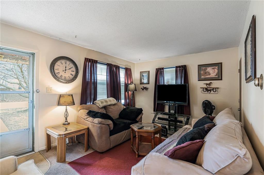 7120-7122 N Park Avenue