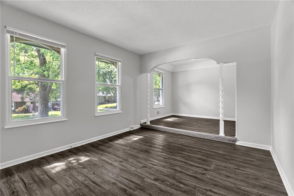 2020 SW Morningside Drive
