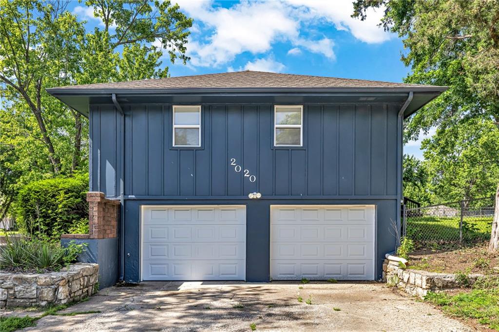 2020 SW Morningside Drive