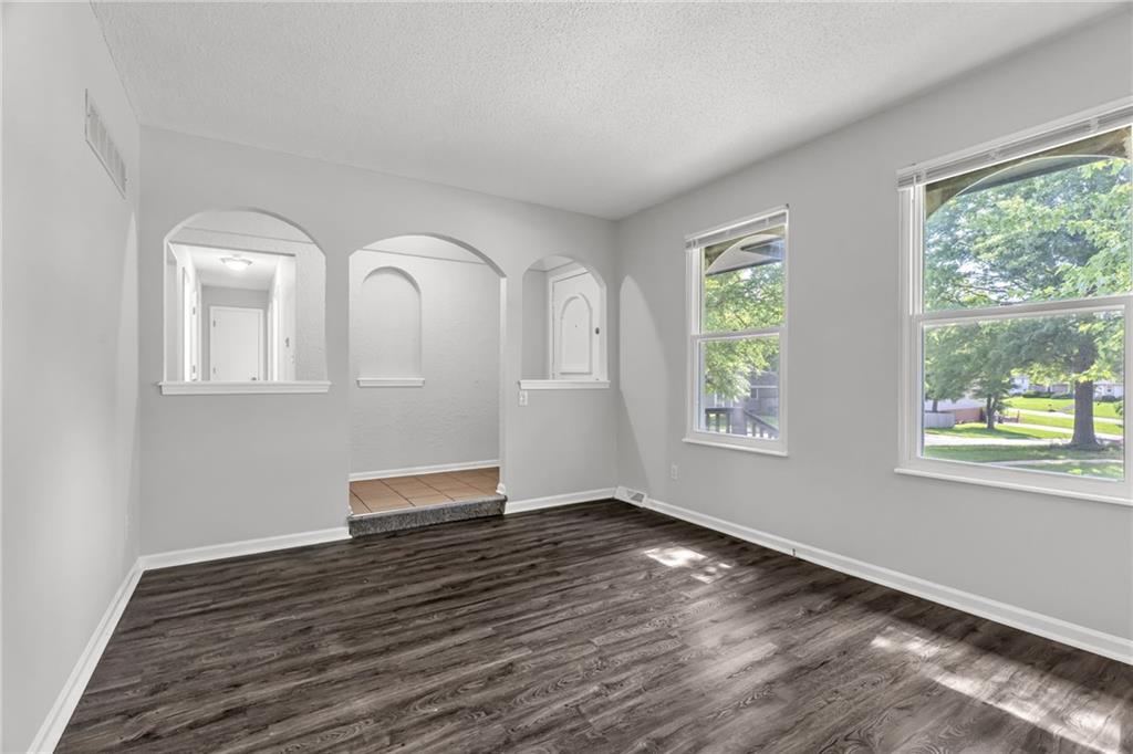 2020 SW Morningside Drive