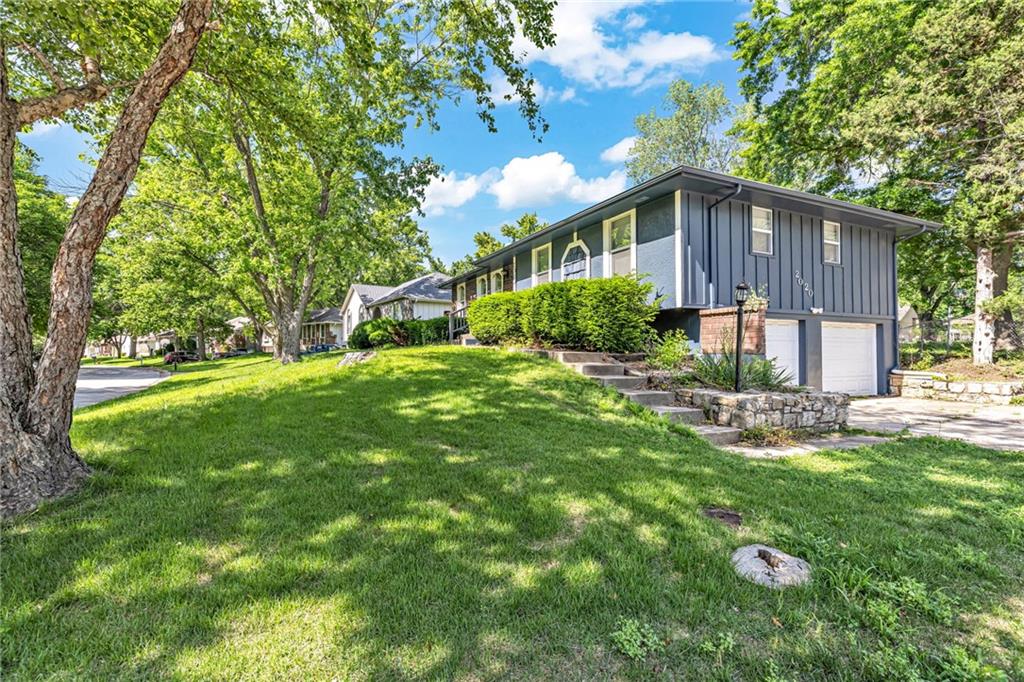 2020 SW Morningside Drive
