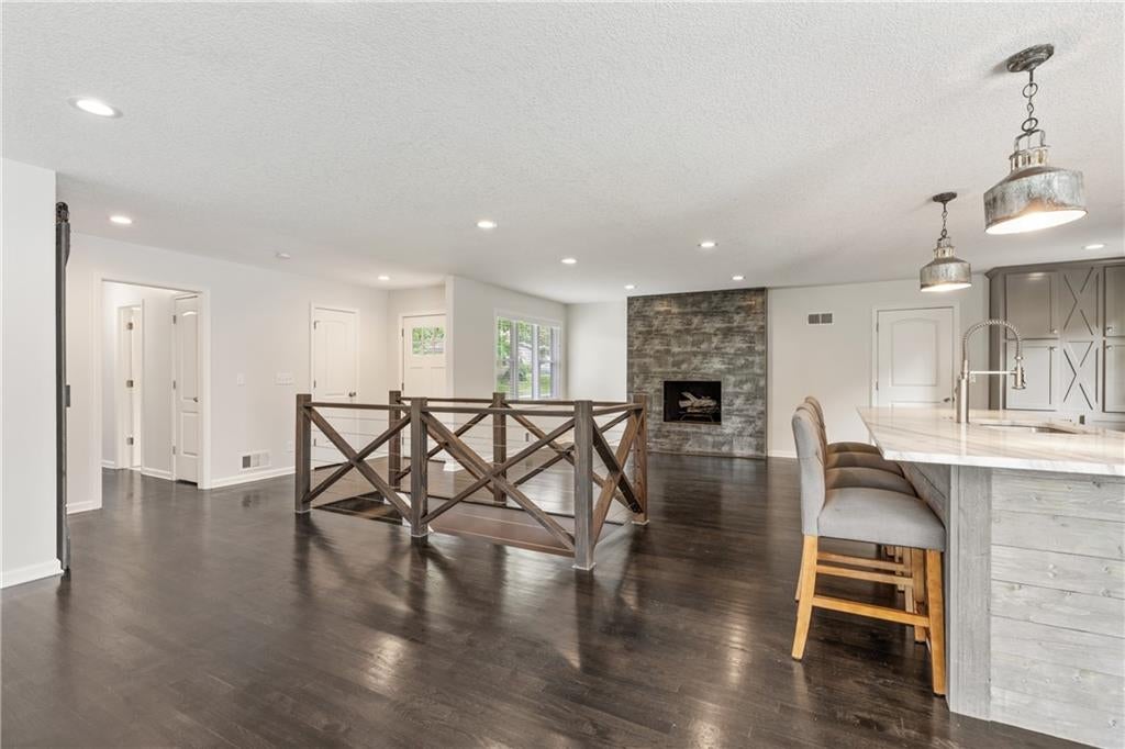 3315 W 98th Street