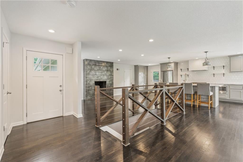 3315 W 98th Street