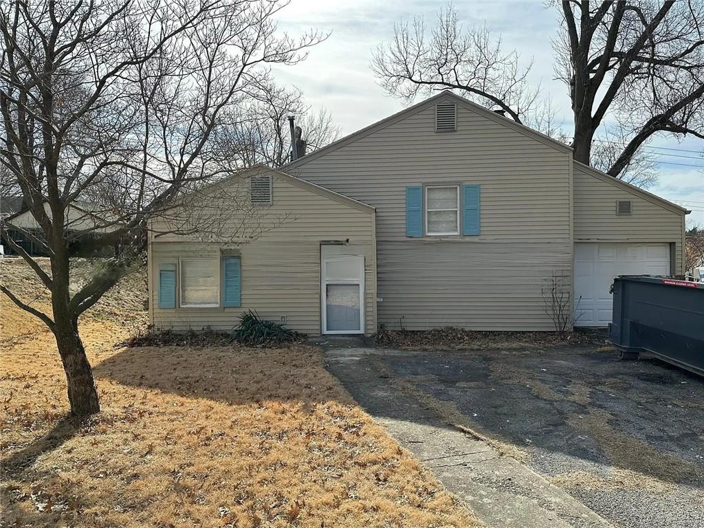 715 NE 44th Street