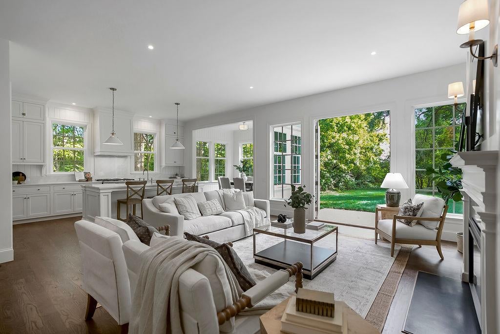 9012 Foster Lane
