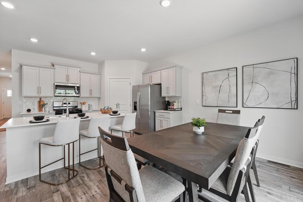 2212 Creek View Lane