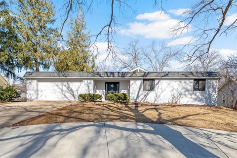 1304 Limit Street, Leavenworth, KS 66048 - #: 2602956