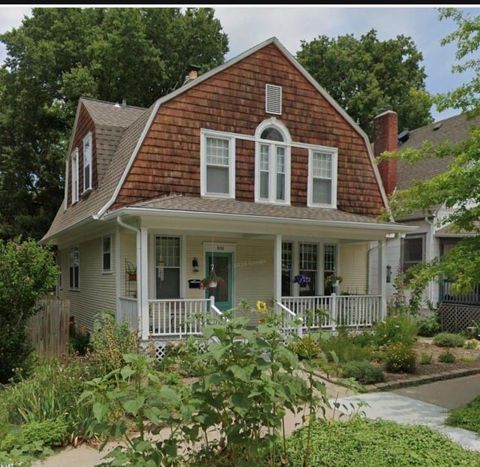 808 E 33rd Street Kansas City MO 64109