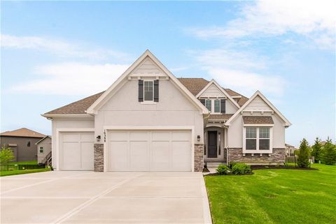 16388 S Brougham Drive Olathe KS 66062
