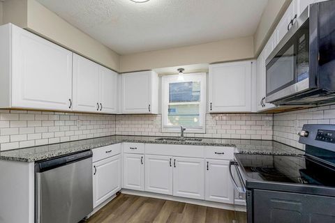 334 W Sea Avenue, Independence, MO 64050 - MLS#: 2588038