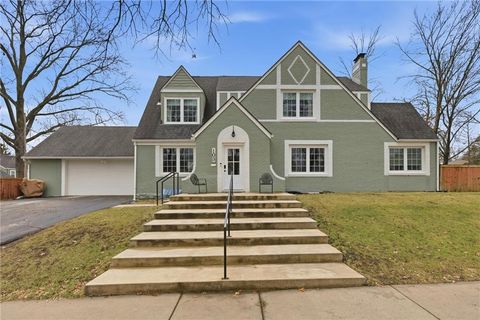 103 E Meyer Boulevard, Kansas City, MO 64113 - MLS#: 2602839
