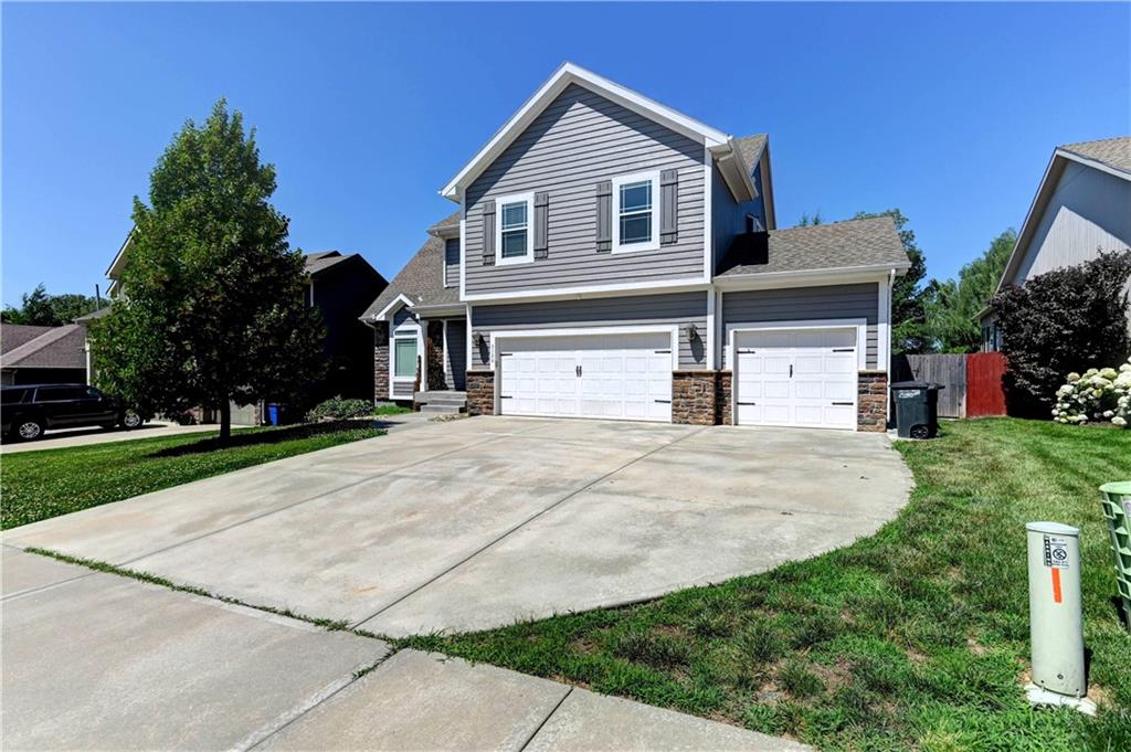 3120 N 124TH Street