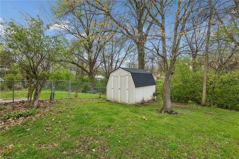 Tiny photo for 1308 Middlebrook Drive, Liberty, MO 64068 (MLS # 2627352)