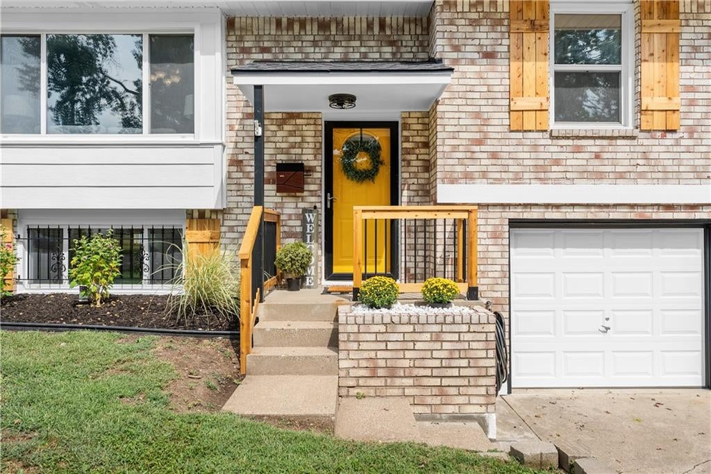 15412 E 42nd Place