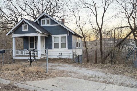 MLS: 2608484