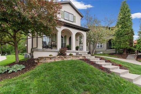 Tiny photo for 314 Fawn Lane, Liberty, MO 64068 (MLS # 2616418)