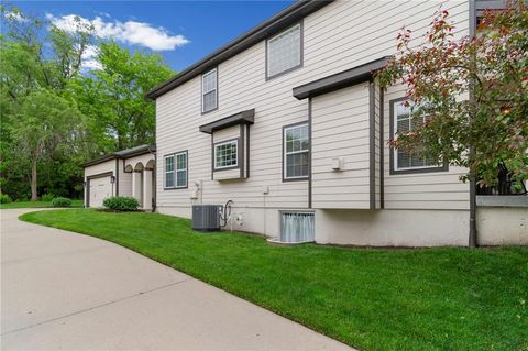 Tiny photo for 314 Fawn Lane, Liberty, MO 64068 (MLS # 2616418)